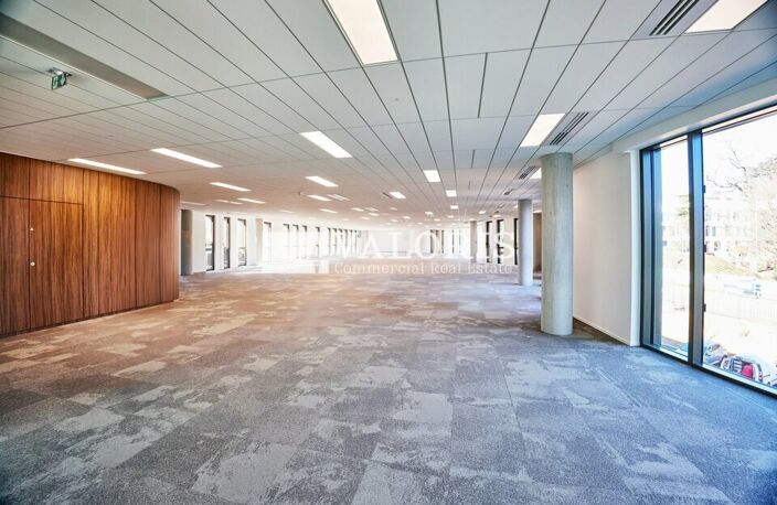 BUREAUX à LOUER — photo 3