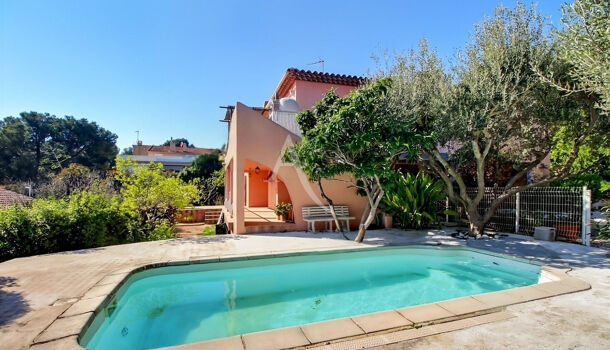 Villa / Maison 8 pièces  à vendre Pradet (Le) 83220