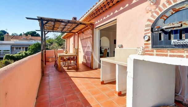 Villa / Maison 8 pièces  à vendre Pradet (Le) 83220