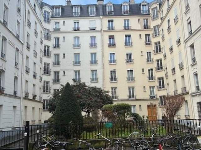 Bureaux 2 p à PARIS 12ème — photo du bien