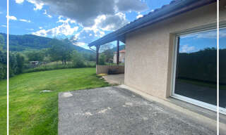 Maison 5 Pièces 106 m² à louer à Saint-Étienne-de-Crossey (38960)