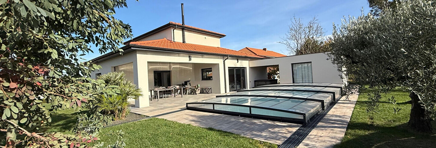 Maison 7 Pièces 158 m² à vendre à Roanne (42300)