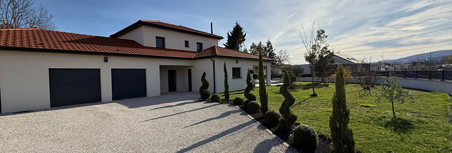 Maison 7 Pièces 158 m² à vendre à Roanne (42300)