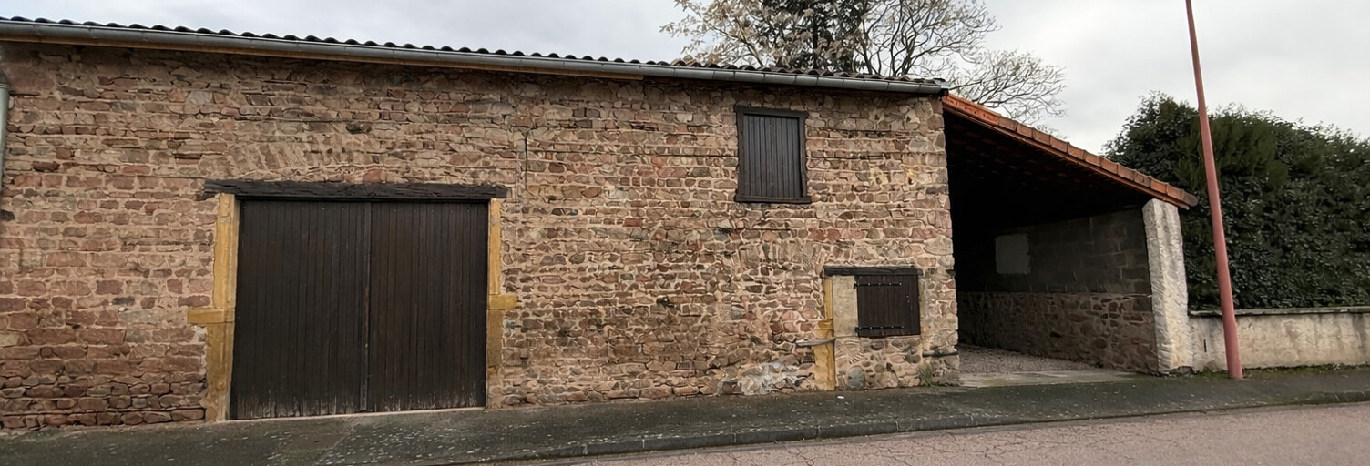 Maison 2 Pièces 180 m² à vendre à Commelle-Vernay (42120)