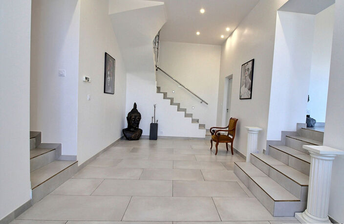 Maison9 pièces - 217 m² - 4 ch - 1 local - terrain 1300 m² — photo 5