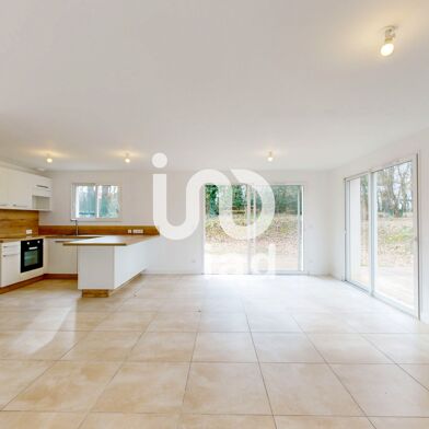 Maison 5 pièces 398000 €