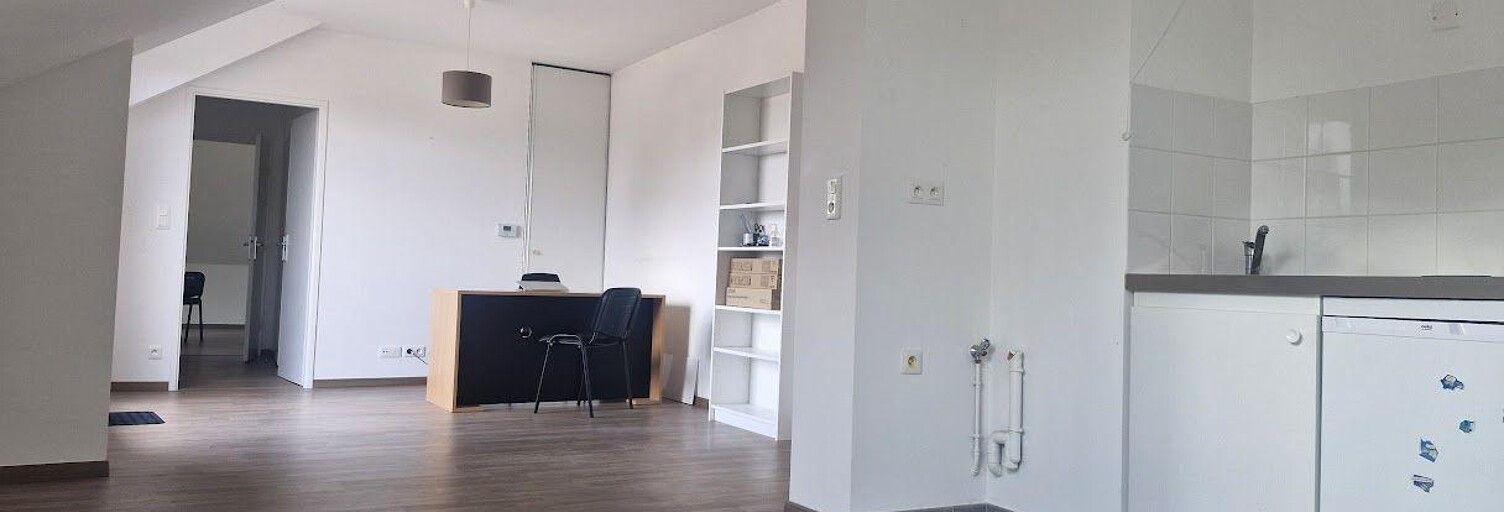 Bureau  50 m² à louer à Bouaye (44830)