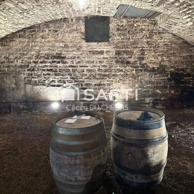 Commerce  215000 €