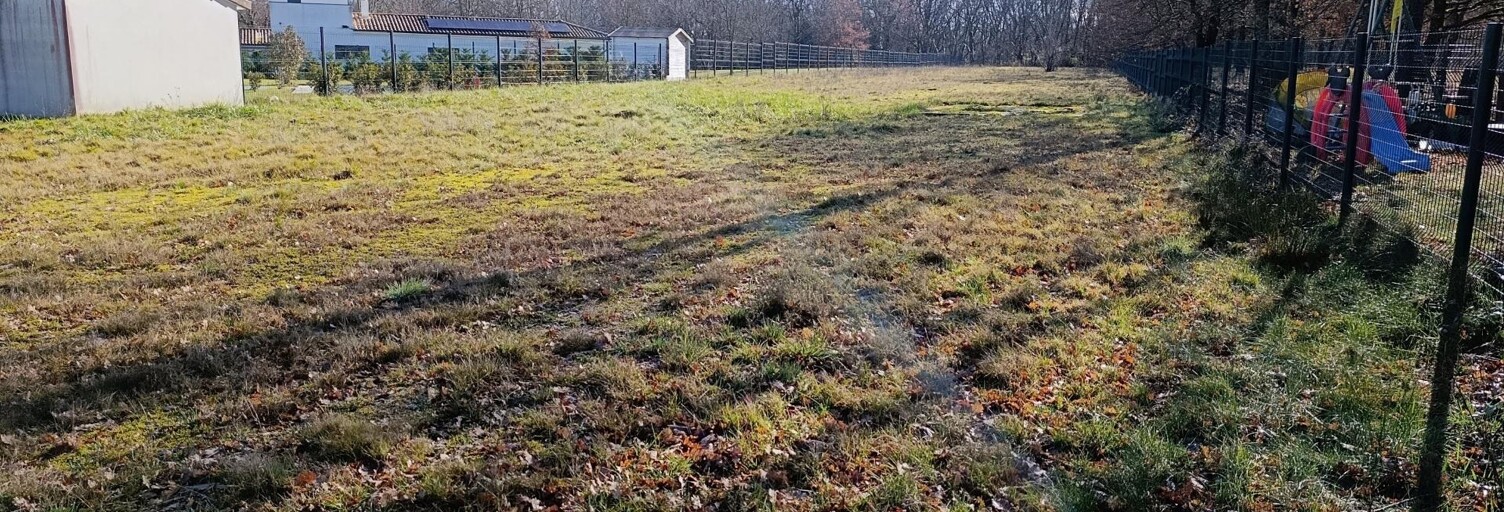 Terrain  1677 m² à vendre à Castelnau-d'Estrétefonds (31620)