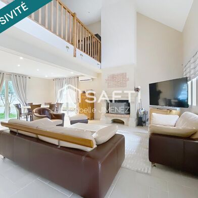 Maison 5 pièces 449000 €