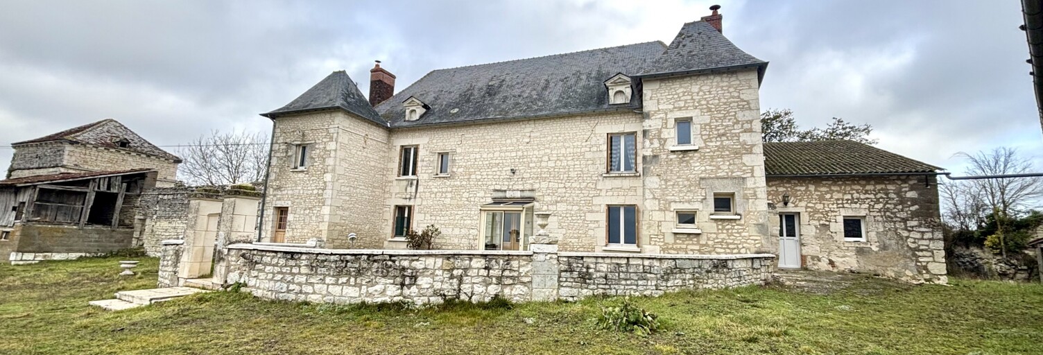 Maison 8 Pièces 208 m² à vendre à Lémeré (37120)