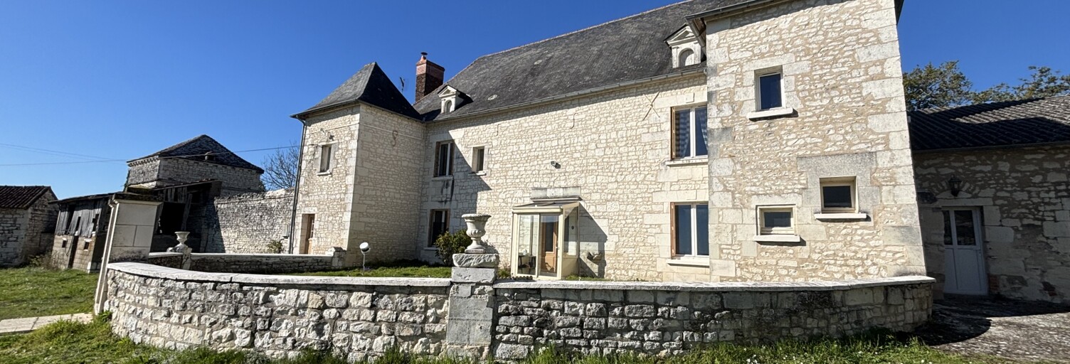 Maison 8 Pièces 208 m² à vendre à Lémeré (37120)