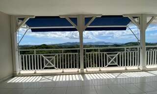 Appartement 4 Pièces 104 m² à vendre à Ducos (97224)