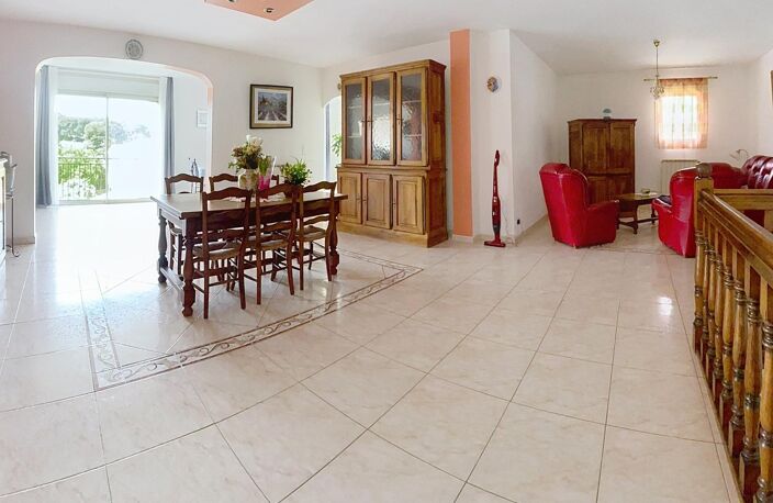 Le Rove, maison de 240m² sur terrain de 600m² — photo 3