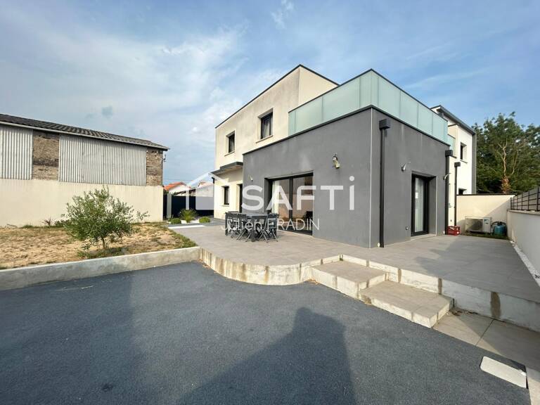 Centre-Bourg, maison 4 chambres, prestation de qualités, aucun travaux à prévoir ! — photo 1