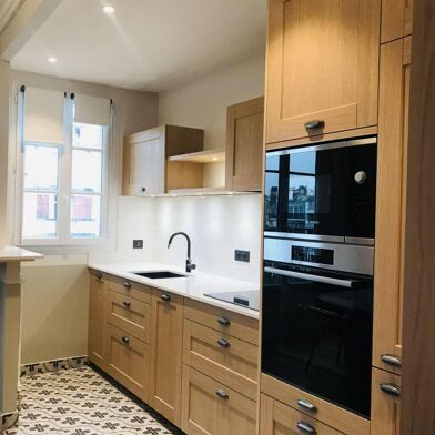 Appartement 2 pièces 2700 €