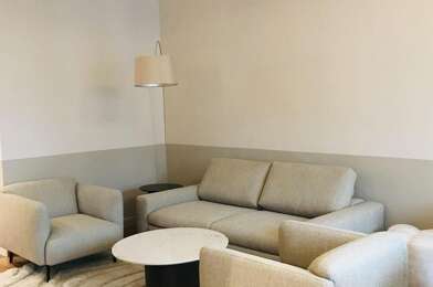 Appartement 2 pièces 2700 €