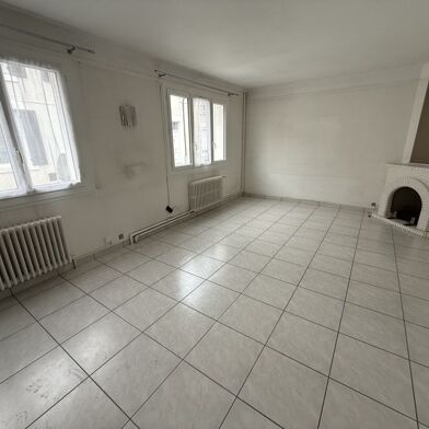 Maison 2 pièces 72345 €