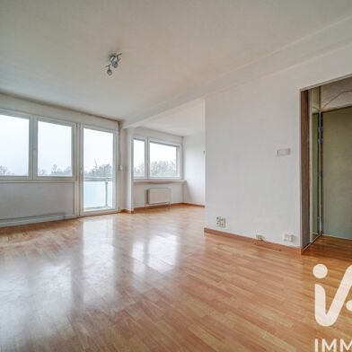 Appartement 4 pièces 134000 €