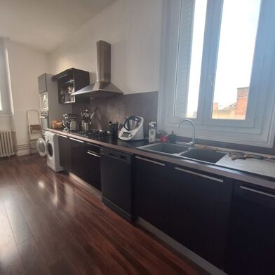 Appartement 4 pièces 145800 €