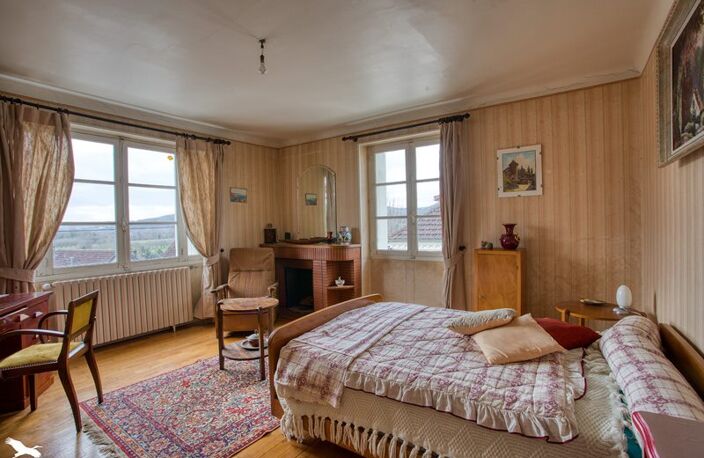 Maison en pierre de 6 pièces principales — photo 4