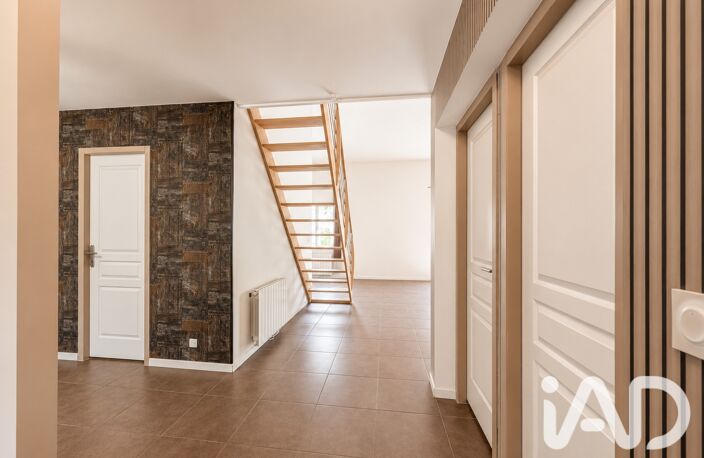 Vente Maison/villa 4 pièces — photo 2