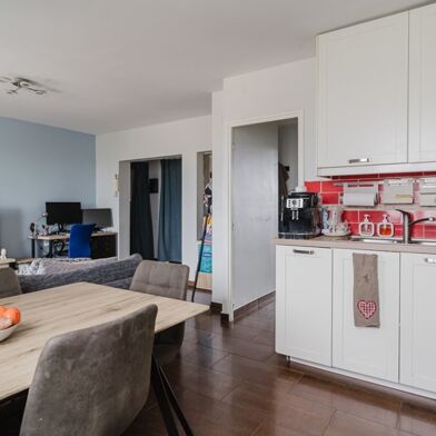 Appartement 3 pièces 212532 €