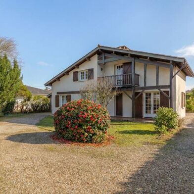 Maison 4 pièces 570680 €