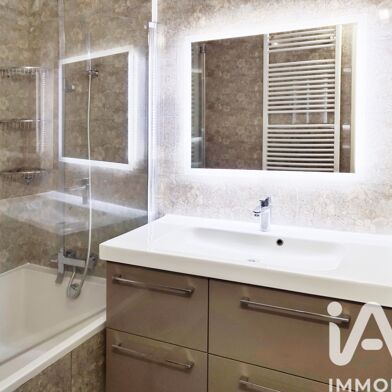 Appartement 3 pièces 305000 €