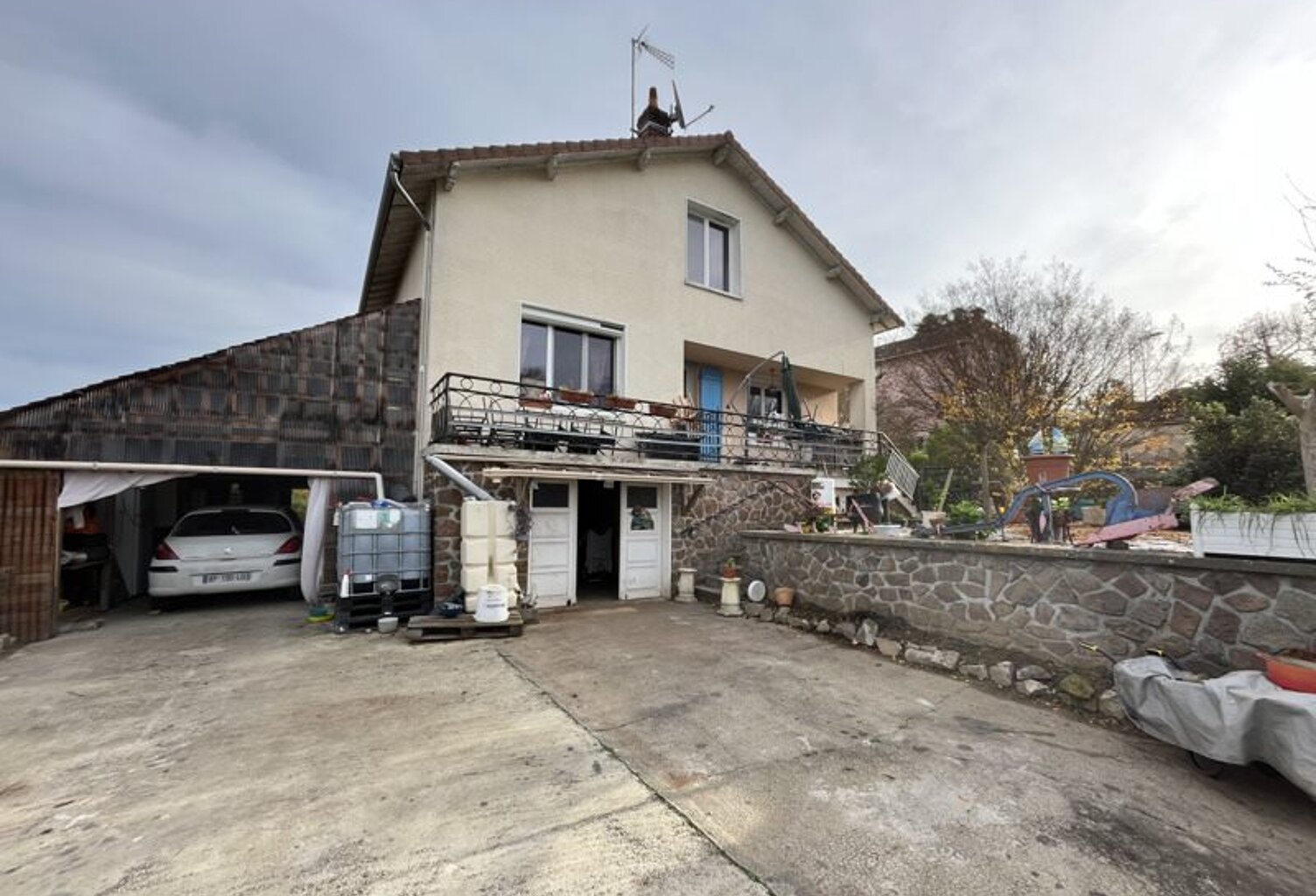 Maison de ville de 5 pièces principales — photo 1