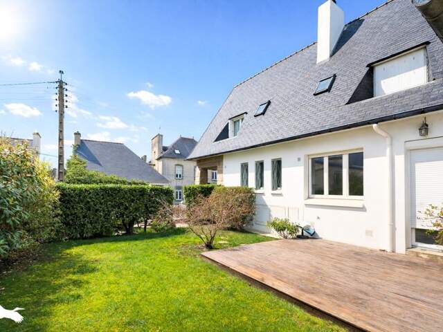 Maison 9 pièces 234 m² à Lesneven — photo du bien
