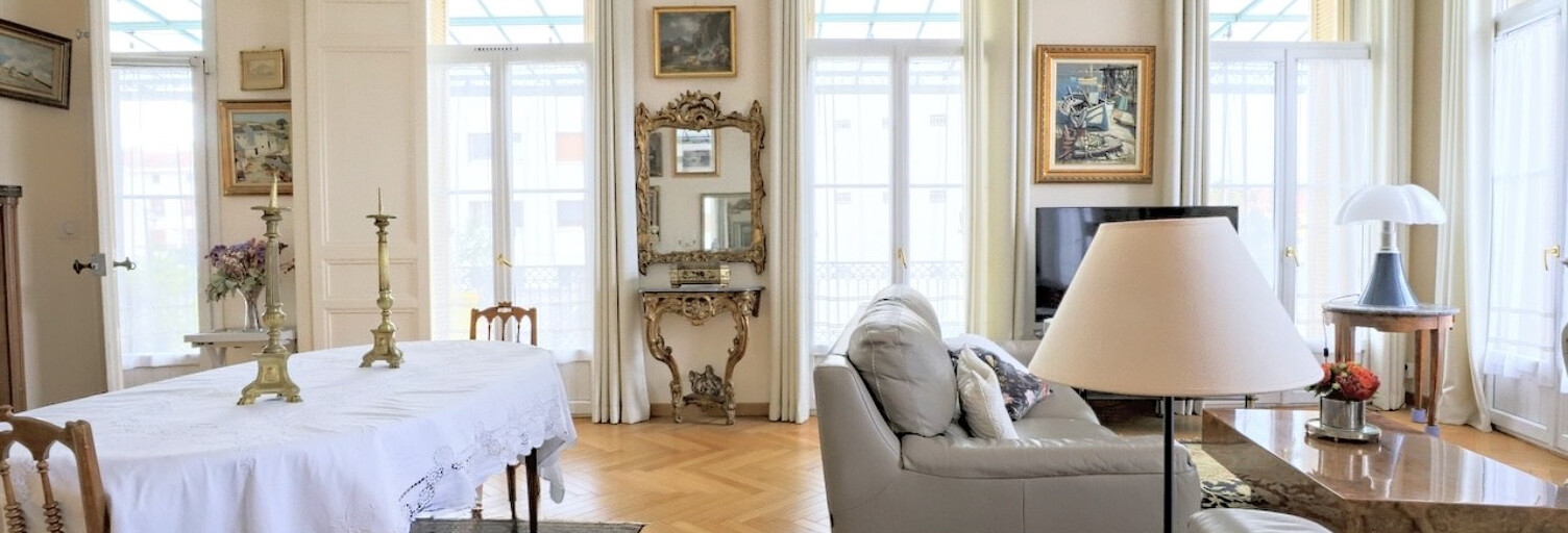 Appartement 4 Pièces 143 m² à vendre à Hyères (83400)