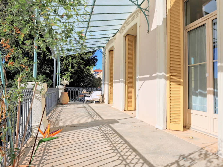 M2261 - HYERES - Centre-Ville - Appartement T4 - Terrasse - Garage — photo 1