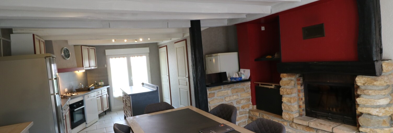 Maison 9 Pièces 295 m² à vendre à Chaussin (39120)