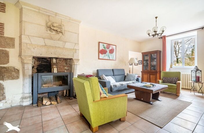 Maison en pierre de 6 pièces principales — photo 3