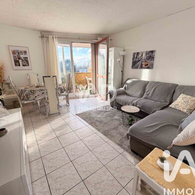 Appartement 4 pièces 168000 €