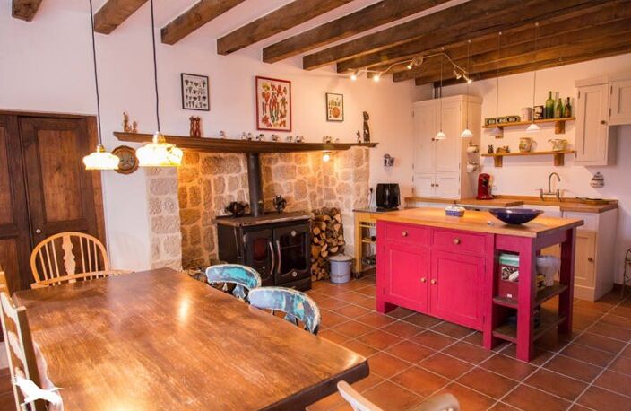 Maison en pierre de 5 pièces principales — photo 2