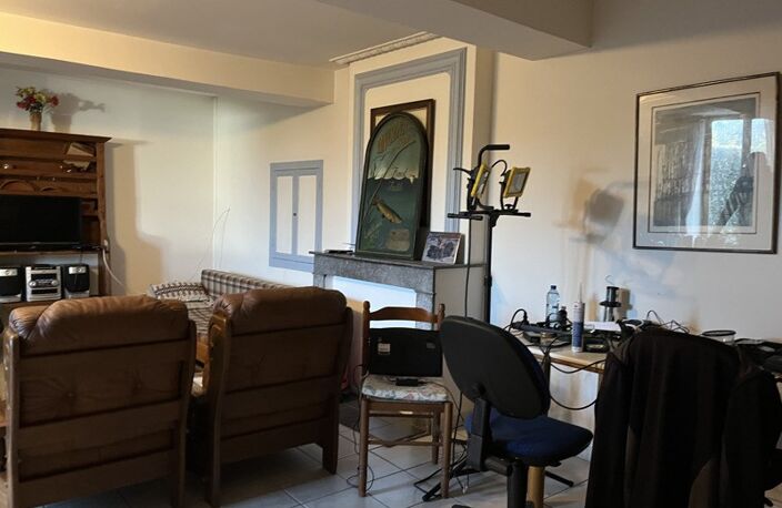 Vente maison 5 pièces 134 m² Val-de-Livenne (33860) — photo 2