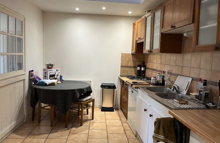 Vente maison 5 pièces 134 m² Val-de-Livenne (33860) — photo 3