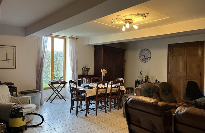 Vente maison 5 pièces 134 m² Val-de-Livenne (33860) — photo 4