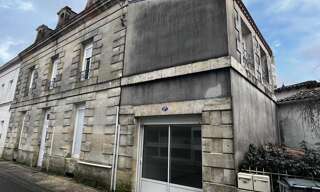 Immeuble   m² à vendre à Montendre (17130)