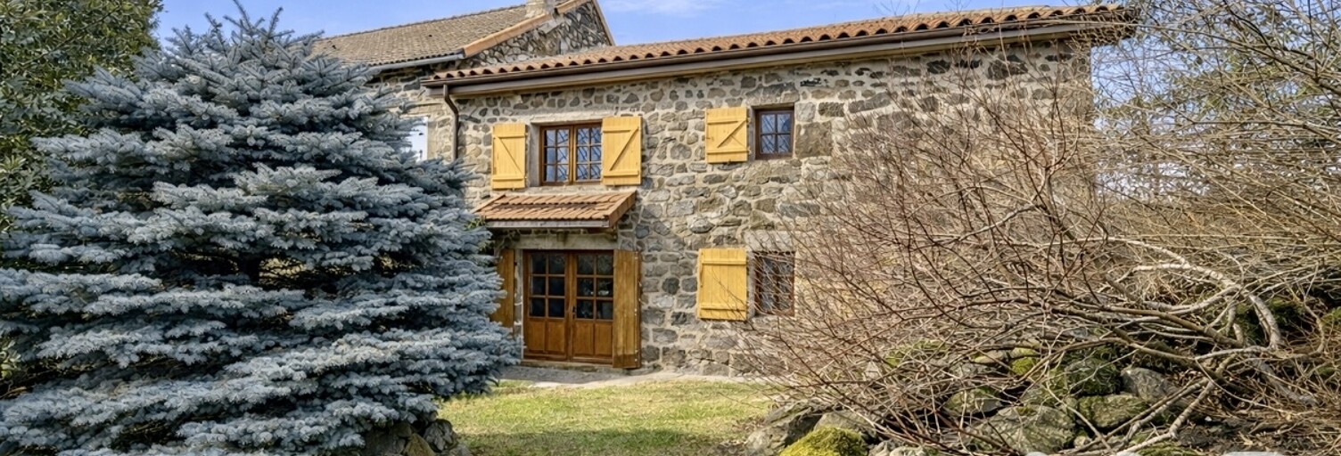 Maison 4 Pièces 119 m² à vendre à Présailles (43150)