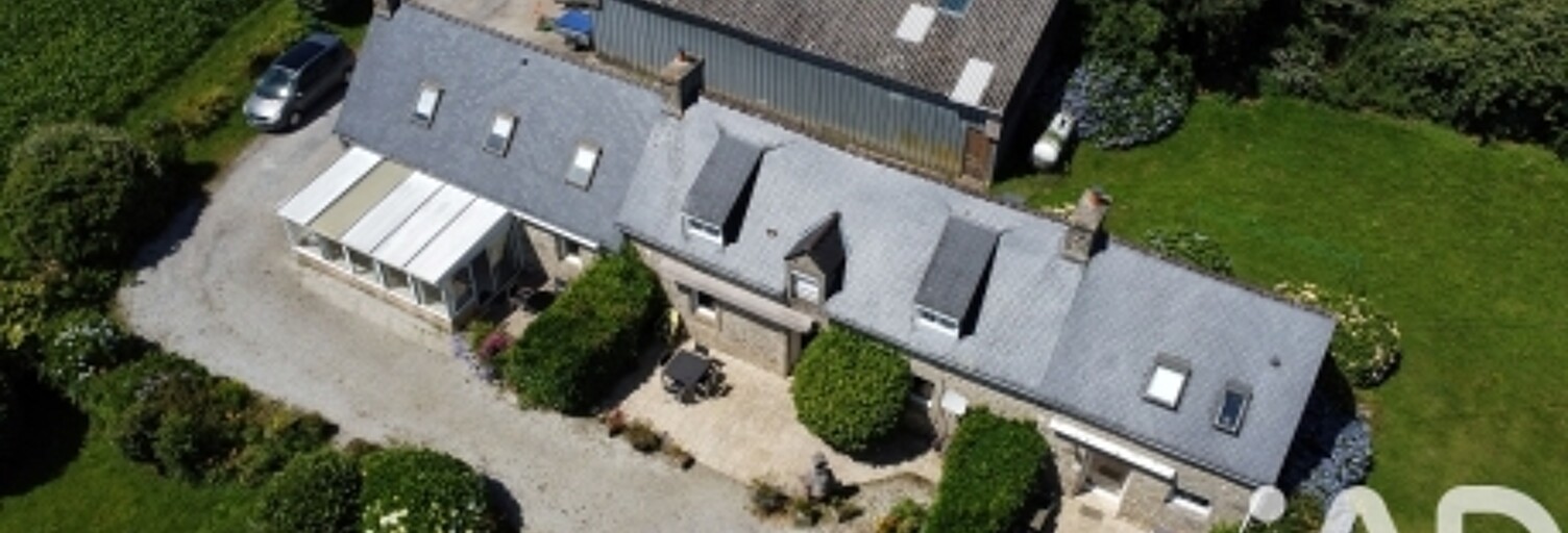 Maison 11 Pièces 180 m² à vendre à Plonévez-Porzay (29550)