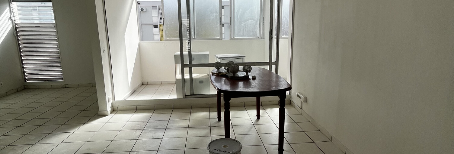 Appartement 6 Pièces 59 m² à louer à Les Abymes (97139)