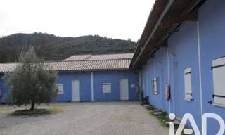 Immeuble  208 m² à vendre à Rougiers (83170)