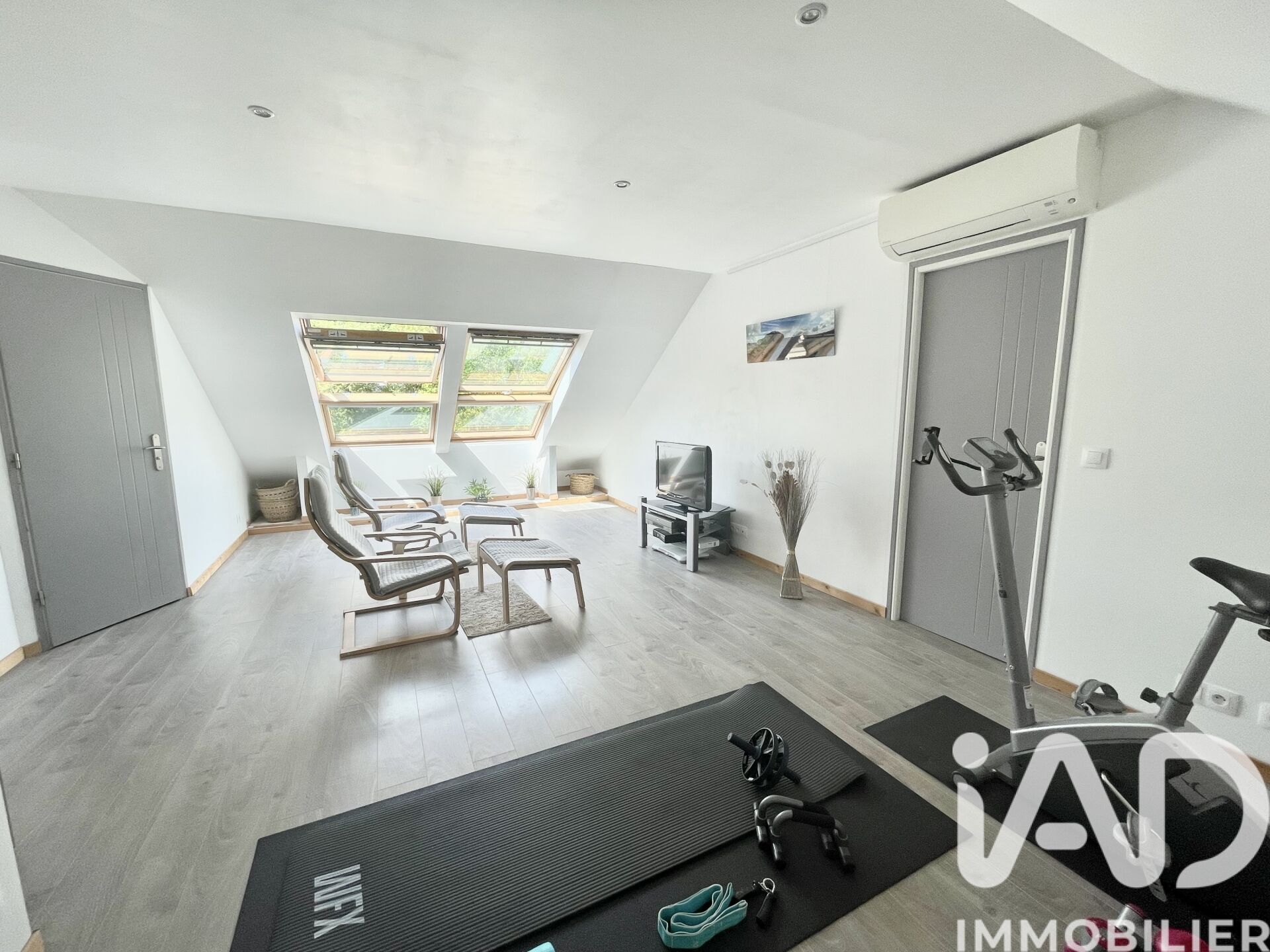 Vente Maison/villa 10 pièces - Photo 2
