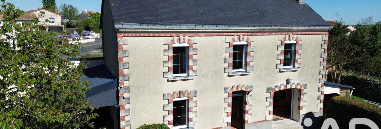 Maison 7 Pièces 176 m² à vendre à Lys-Haut-Layon (49560)