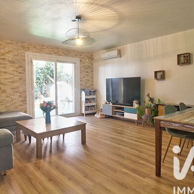 Appartement 4 pièces 308000 €