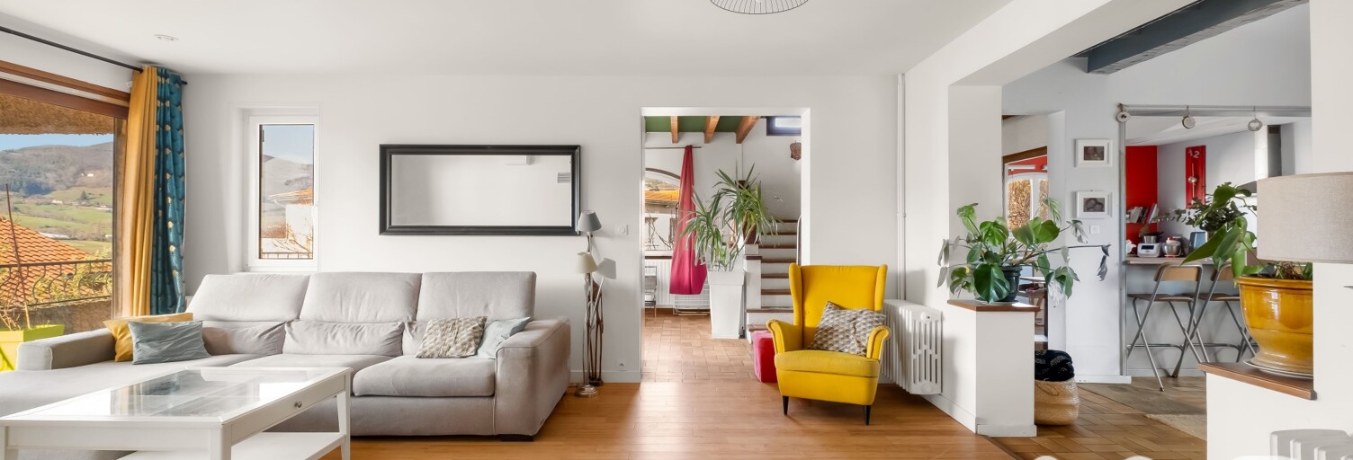 Maison 7 Pièces 228 m² à vendre à Vaugneray (69670)