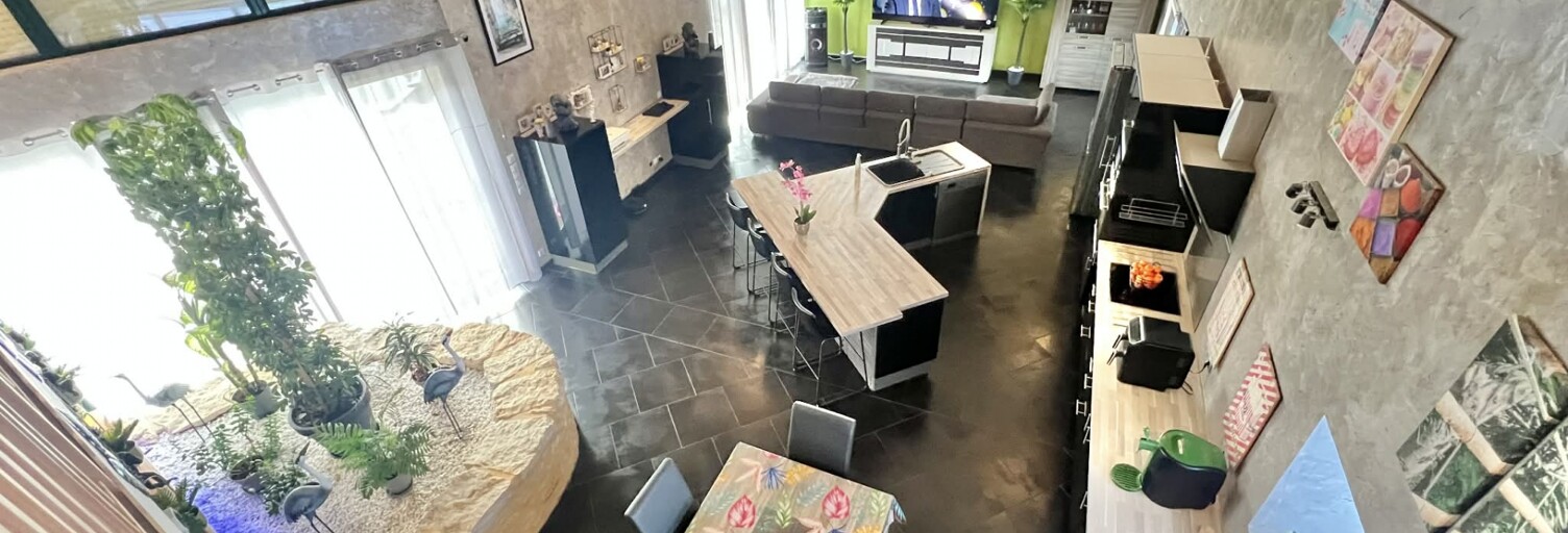 Maison 9 Pièces 246 m² à vendre à Val-de-Comporté (86400)